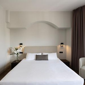 Camera standard con letto king size